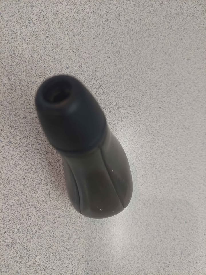 Mercedes-Benz shifter handle - photo 2