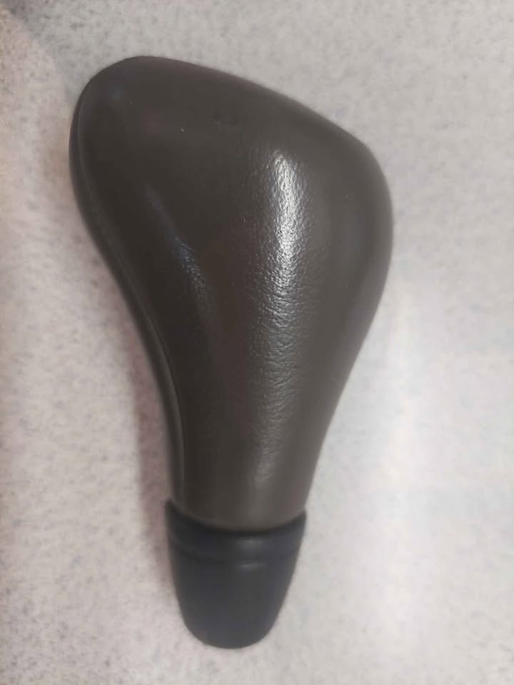 Mercedes-Benz shifter handle - photo 4