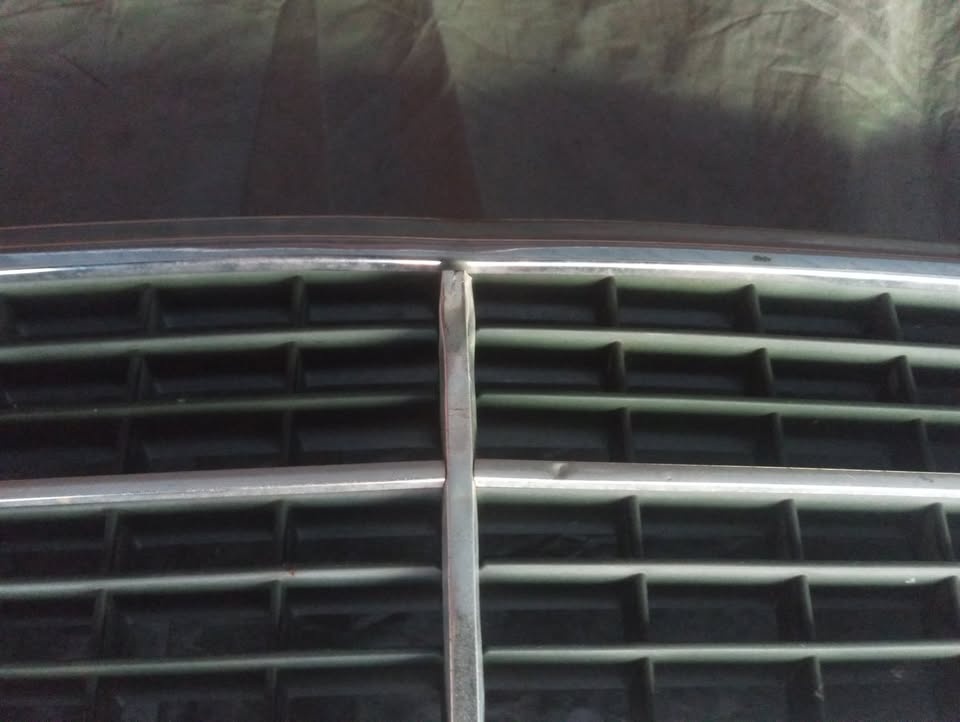 Mercedes S500 W140 front grill - photo 4