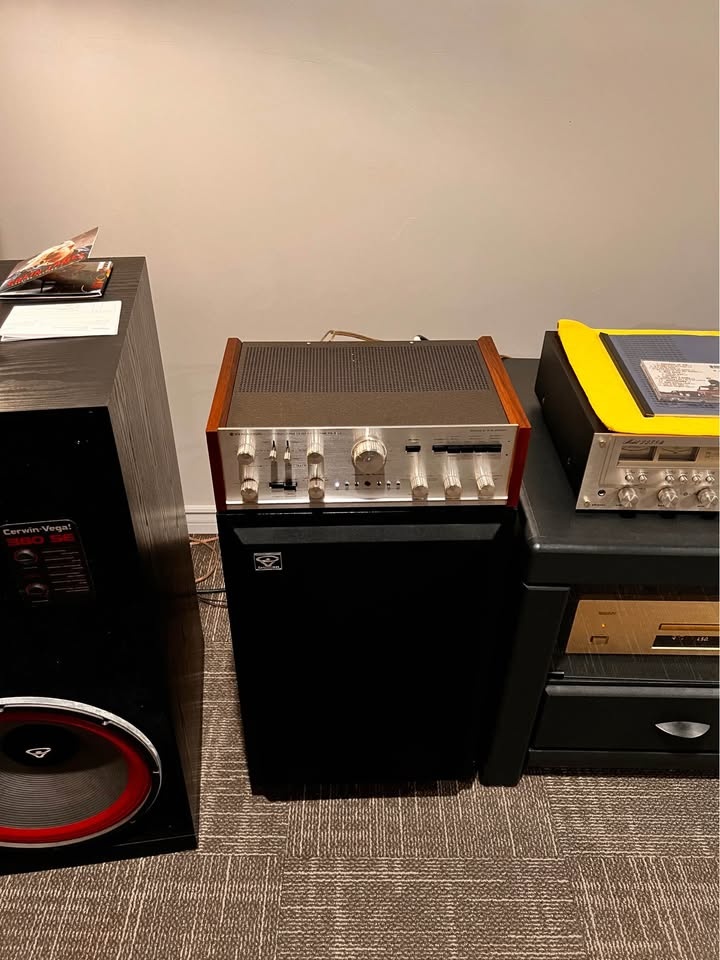 Kenwood KA-7002 integrated amplifier - photo 2