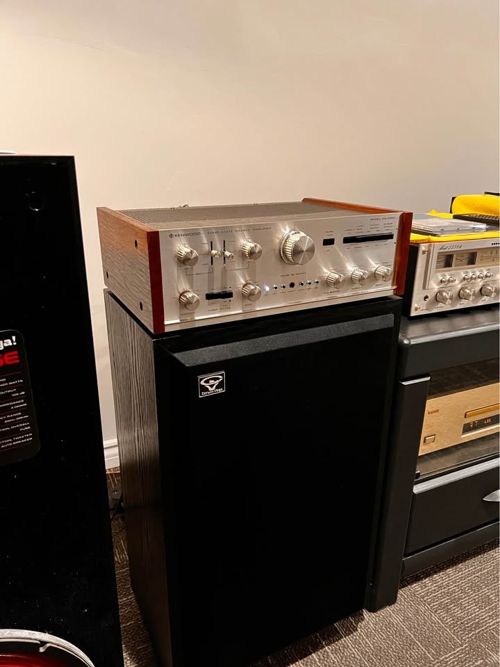 Kenwood KA-7002 integrated amplifier - photo 4