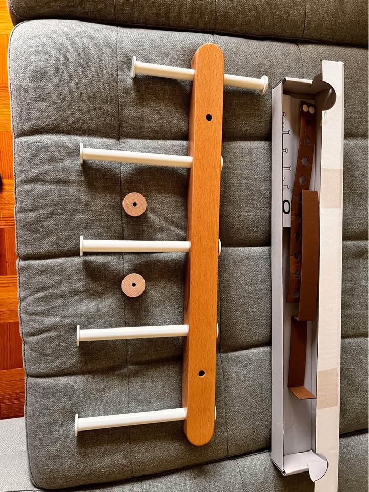 Vertical hook hanger - photo 2