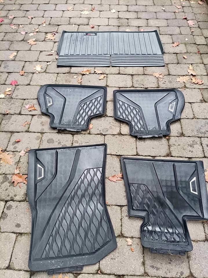 Original BMW X7 mats