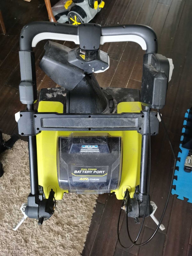 RYOBI 40V 21" Cordless Snow Blower + 2 Batteries - photo 2