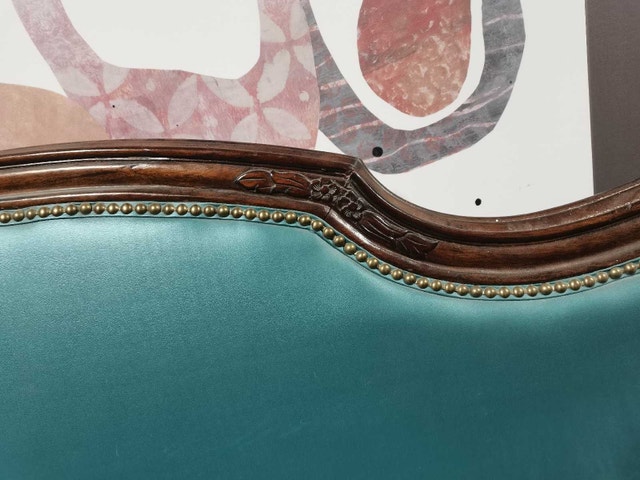 Antique King Philip settee turquiose , leather upholstry - photo 4