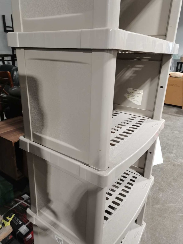 Plastic Shelf with side cover - photo 2