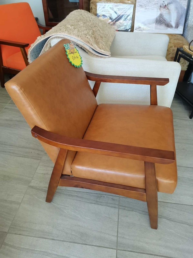 Leather Accent Chair mid century - photo 2