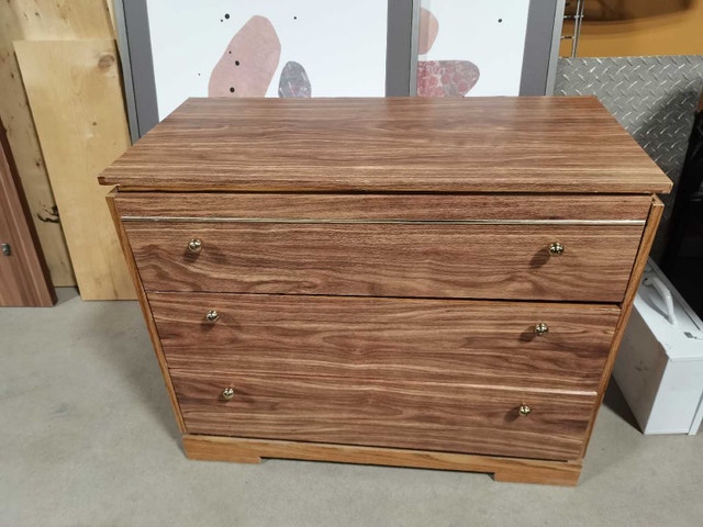 3 Drawer Dresser clean