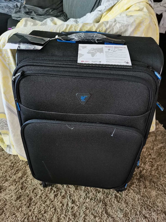 brand new 26" mid size check in luggage supreme