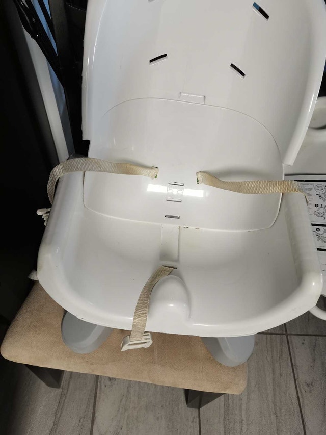Safety 1st Booster Seat, any chair, delivery possible - photo 2