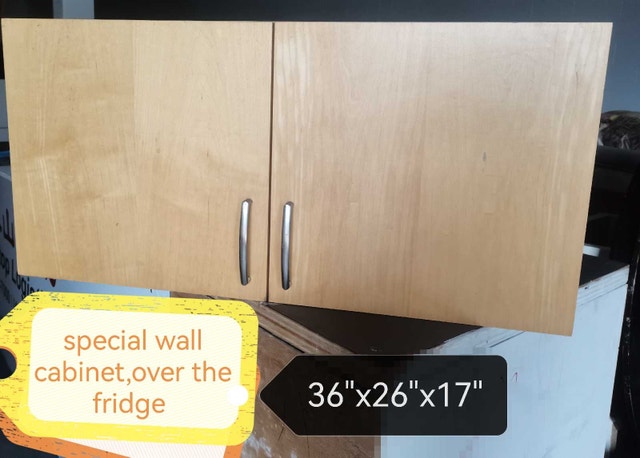 Wall Cabinet with vertical divider