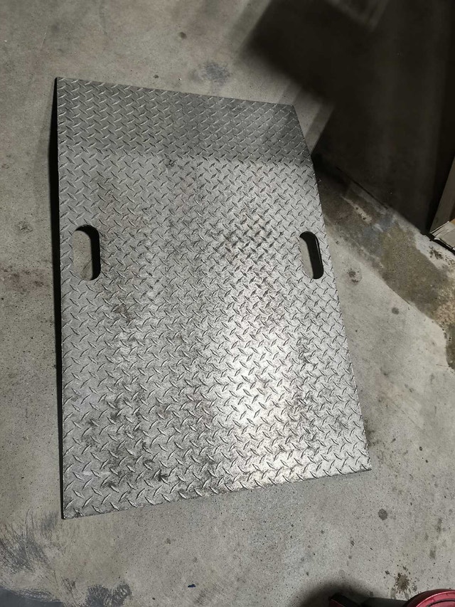 heavy dock plate 30x47 inches