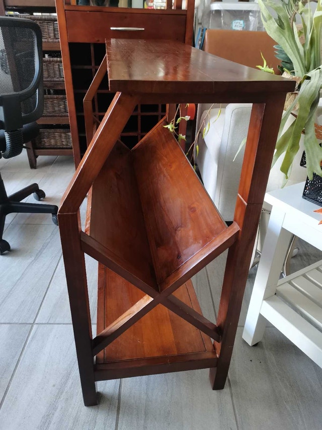 Wooden Bookshelf - photo 2