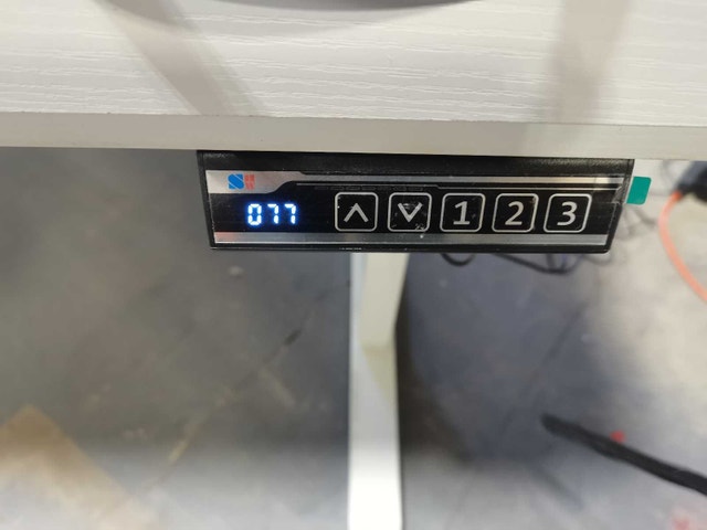 Electric Sit Stand Desk - photo 4