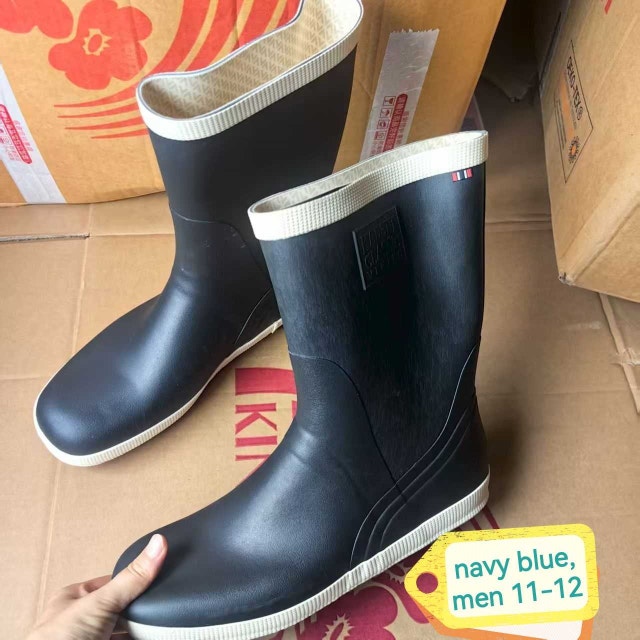 Navy Boots 11-12