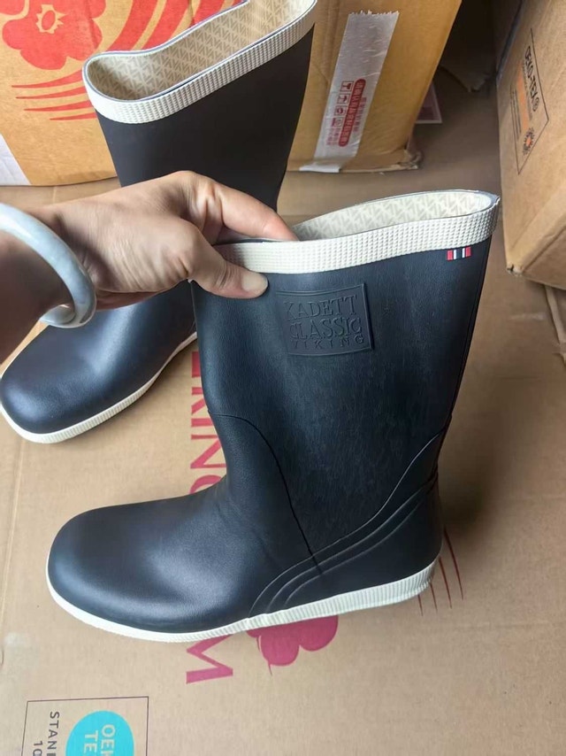 Navy Boots 11-12 - photo 2