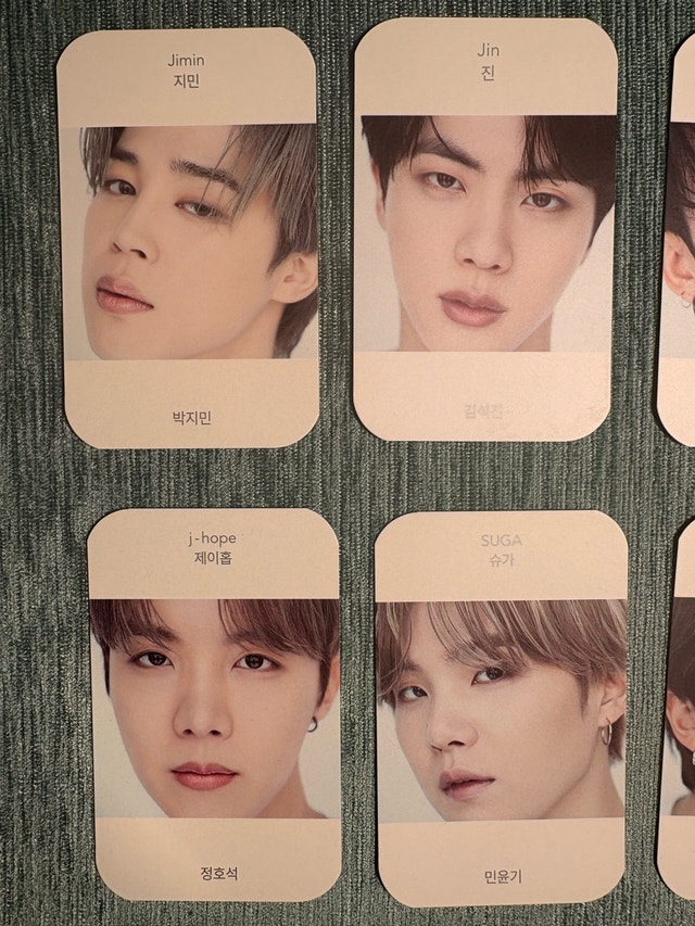 BTS Beyond the Story Book + Exclusive Photocard Set - photo 5