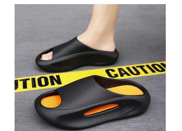sandals soft and snug, blk n orange, MEN 7 or woman 8