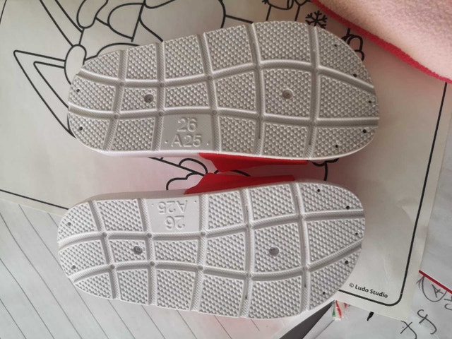 Nike Slides toddler size 7, brand new - photo 3