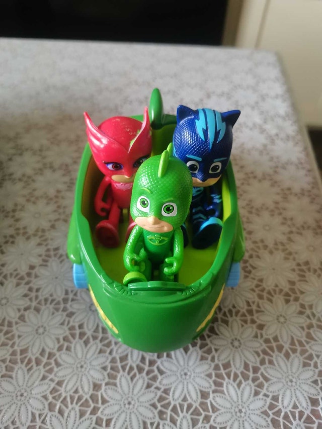 very cute and vivid PJ MASKS figurines, catboy,gekco,owlette