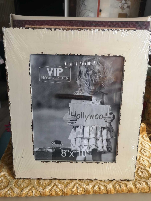 VIP Home&Garden Frame