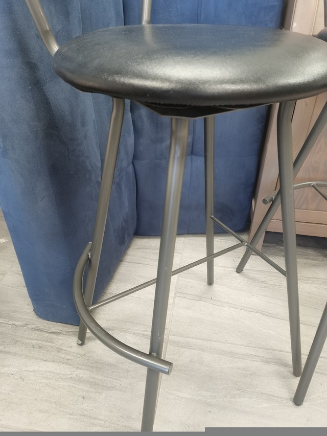 nice swirling bar stools, 2 /pair - photo 2