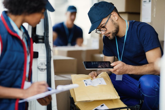 shipping service, postal service city central,4038007000