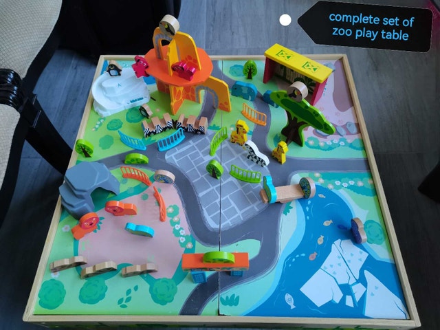 zoo playset play table, lots of animals, solid wood