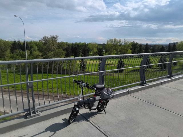 Folding E-Bike with Removable Battery - photo 2