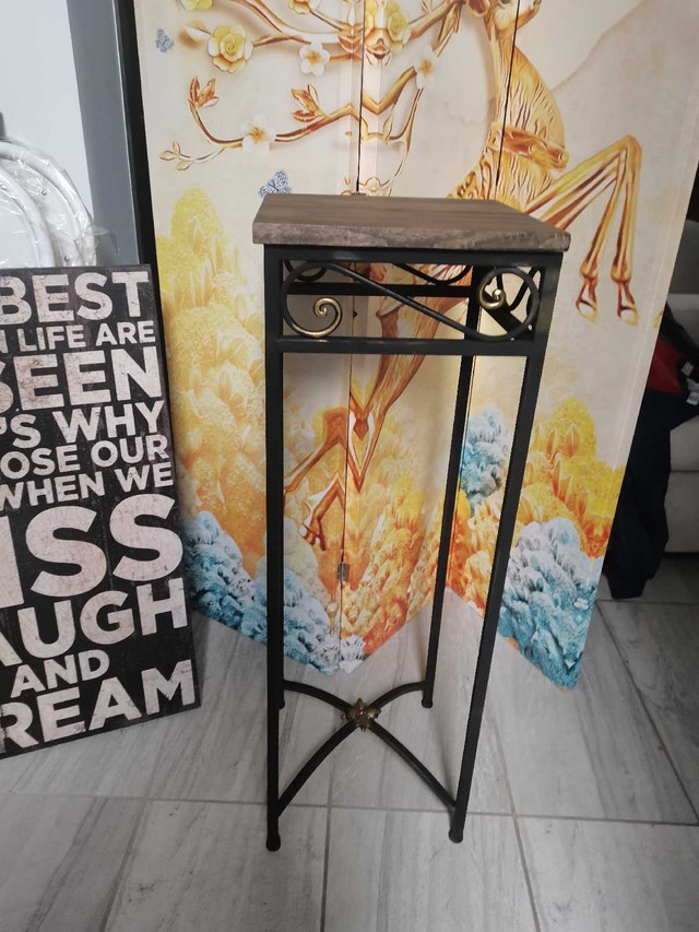 nice black gold accent flower pot stand