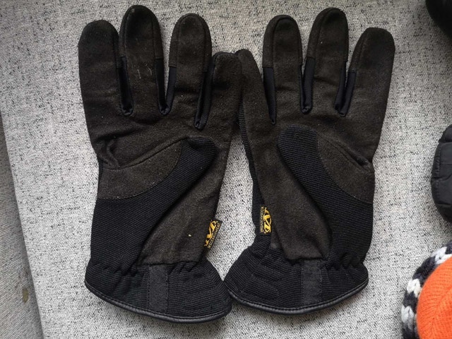 Mechanix FastFit Gloves - photo 2