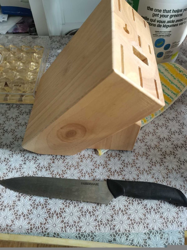 large bamboo cultery tray and 18 slots wooden knives stand - photo 3