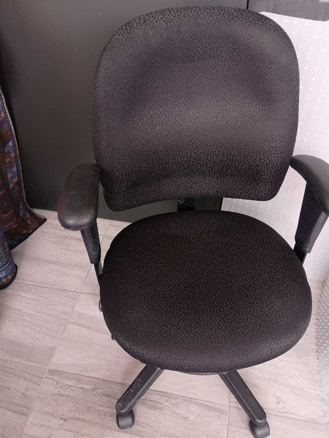 Office Chair with or without carpet floor mat - photo 3