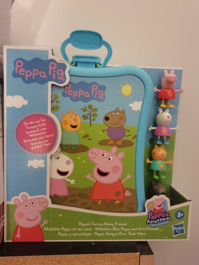 Peppa Pig Club Friends Case Preschool Toy 4 Fig