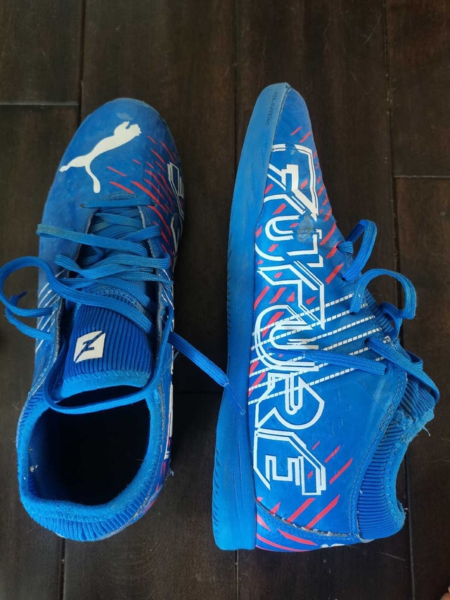 men puma future Z 4.2 IT soccer shoes futsal, men 9.5