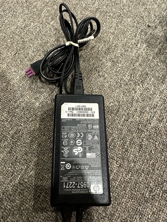 HP AC Power Adapter