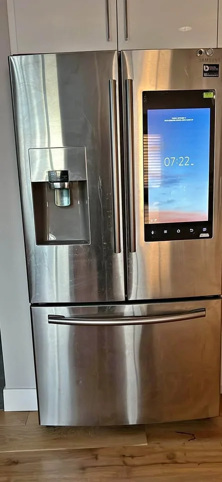 Samsung Smart Fridge thumbnail