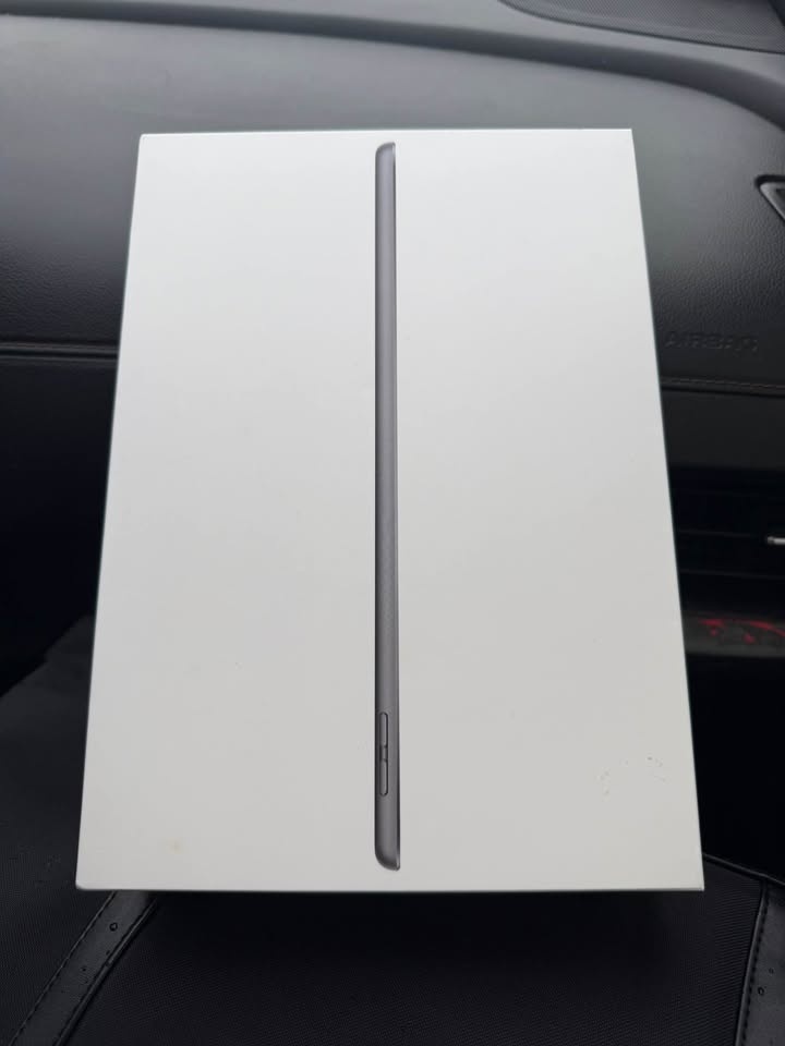 iPad 9th Generation - photo 3