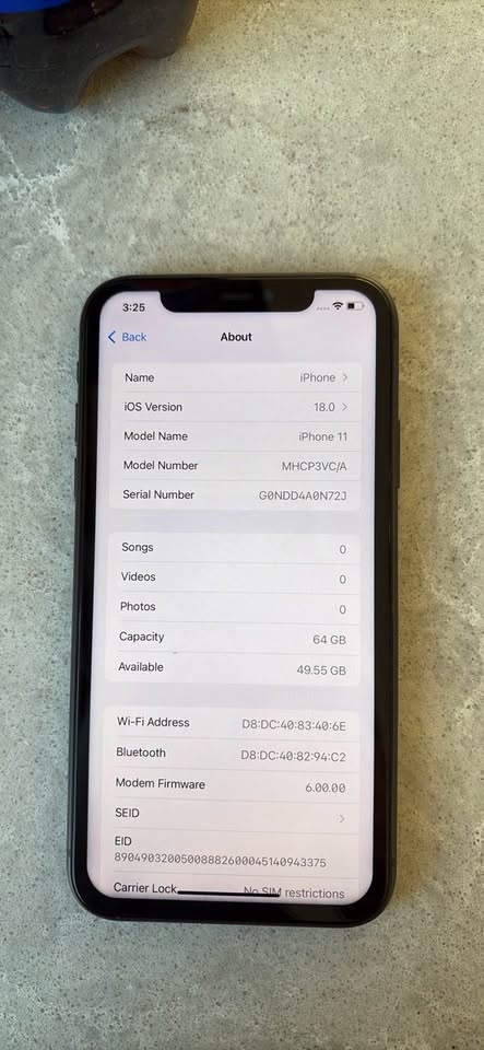 iPhone 11 64GB - photo 2