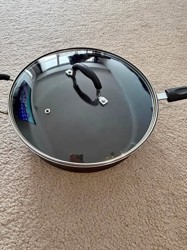 Large Wok/ cooking Pod with Lid – Induction & Dishwasher Friendl