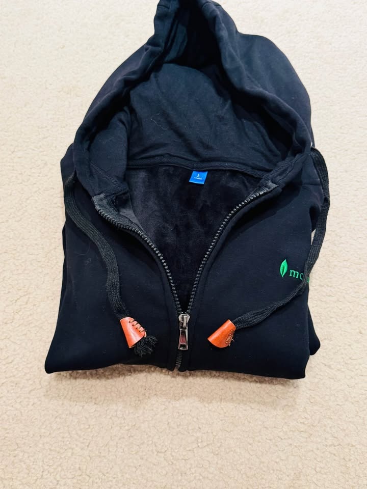 Women’s Black Zipper Hoodie – Velvet Lining | Extremely Warm - photo 5