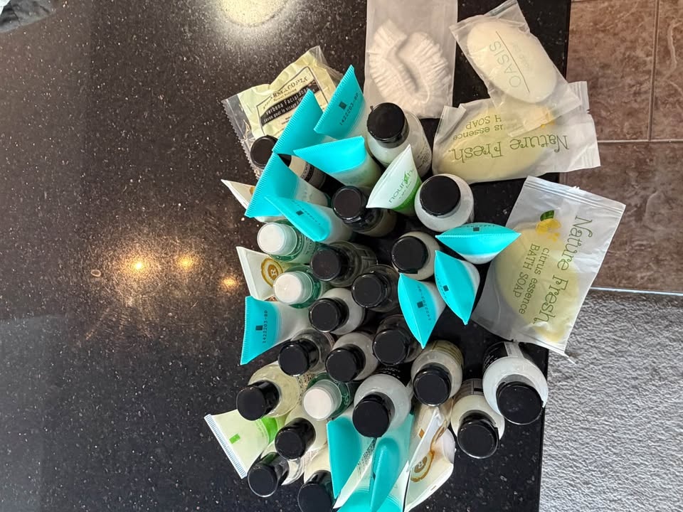 Complete Toiletries Bundle – Perfect for Travel & Visitors - photo 3