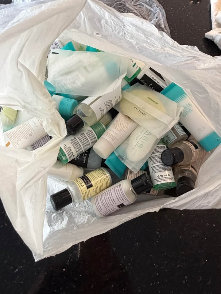 Complete Toiletries Bundle – Perfect for Travel & Visitors - photo 4