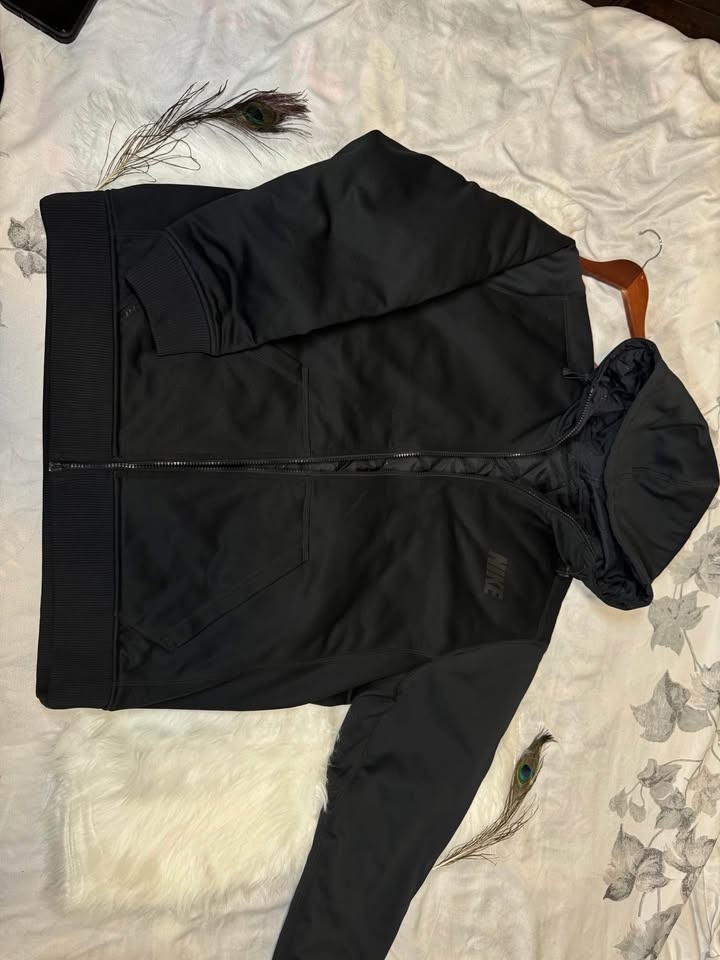 Nike Tech Reversible Jacket Size M-L - photo 3