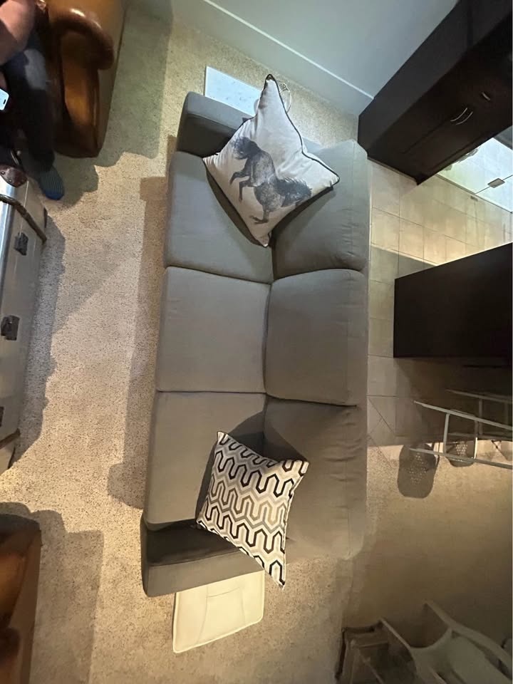 Brown 3 seater couch modern - photo 3
