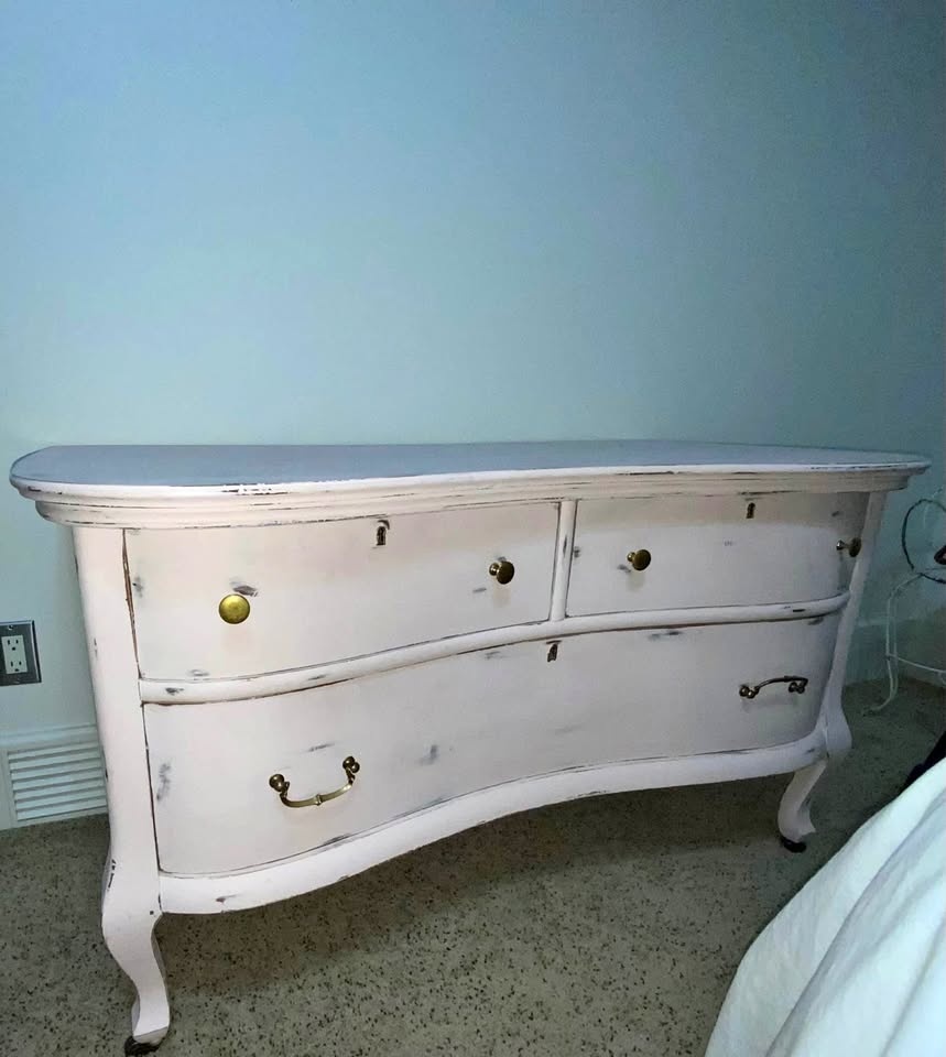 Shabby Chic Dresser