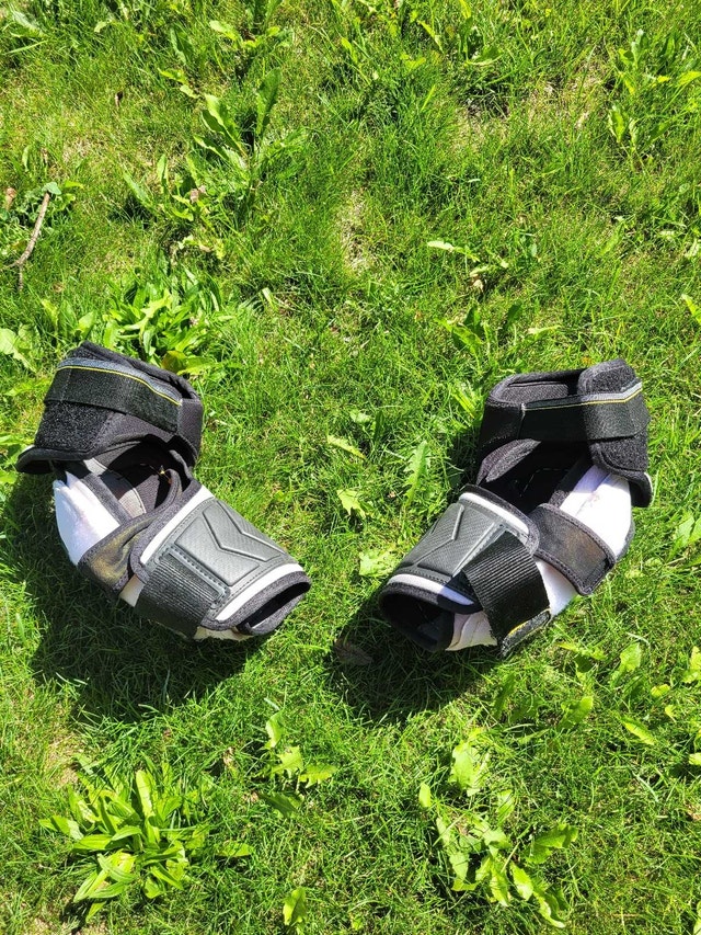 Elbow pads - photo 5