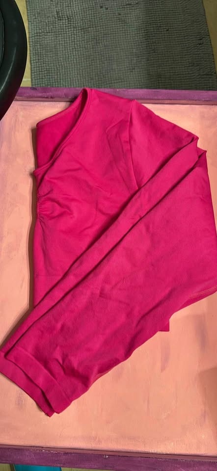 3 xl SHEIN or temu crop top and butt lifting leggings