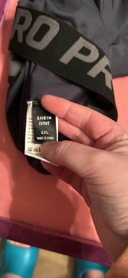 Pro crop top and booty shorts workout set 4 xl - SHEIN - photo 4
