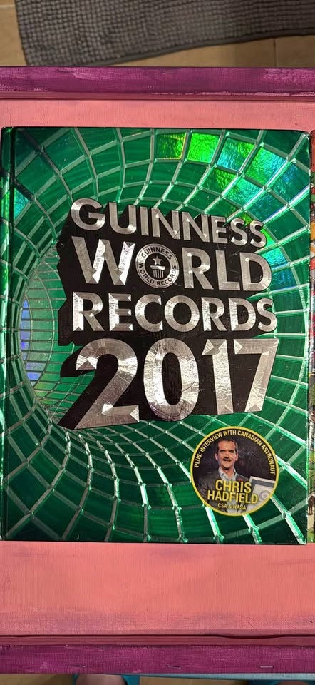 2 hardcover Guinness world records books